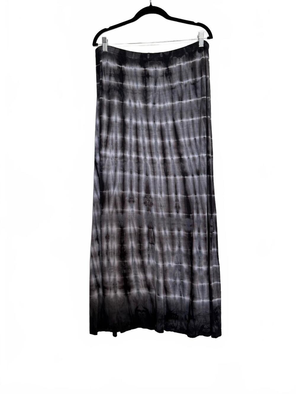 Black and White Tie-Dye Long  Maxi Skirt with Elastic Waistband